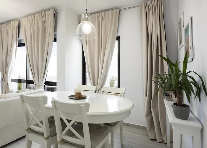 Retreat - Sunset View By Hd Apartament