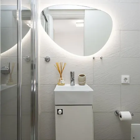 Retreat - Sunset View By Hd