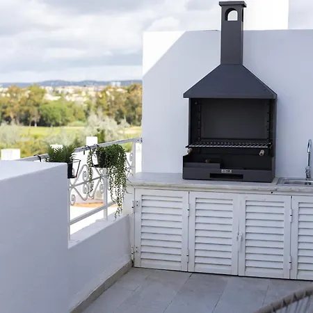 Retreat - Sunset View By Hd