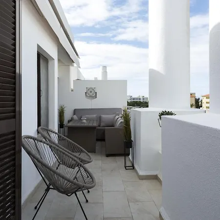 Apartment Retreat - Sunset View By Hd